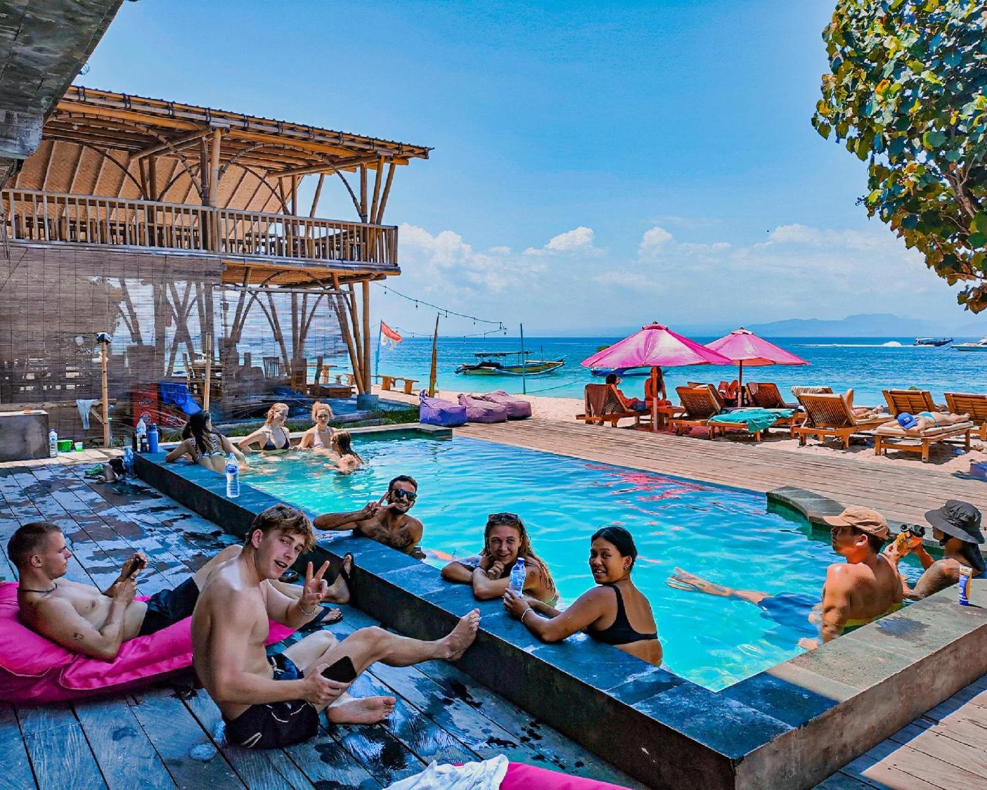 Lushy Hostel Nusa Penida Toyapakeh Exterior photo